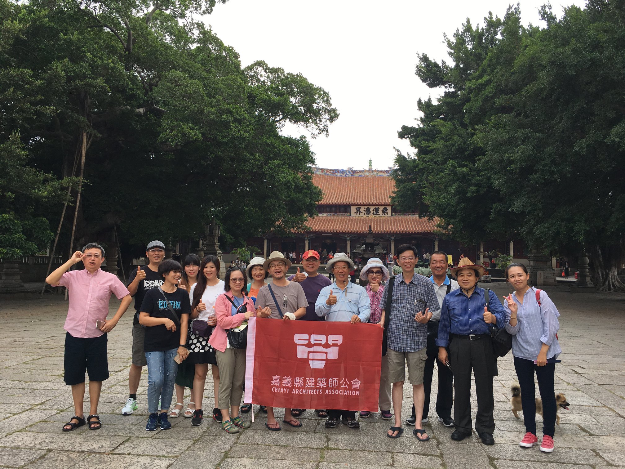 518390279_2759710405453414400_n 38485170_2283031